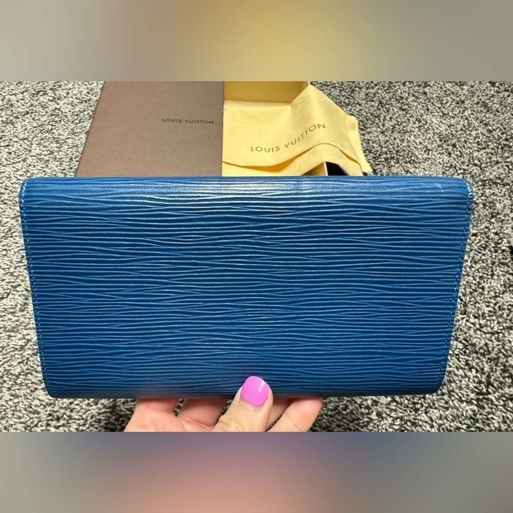 Louis Vuitton blue epi Sarah wallet with box/dust bag - Picture 4 of 13